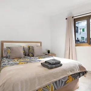 https://casa-lia-1.in-canary-islands.com